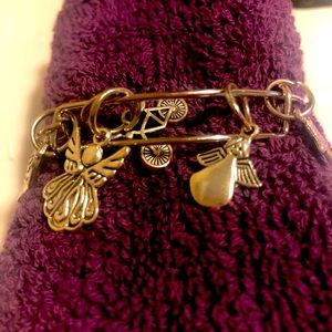 Gold Wrist Bangle DIY w Fashion Charms
